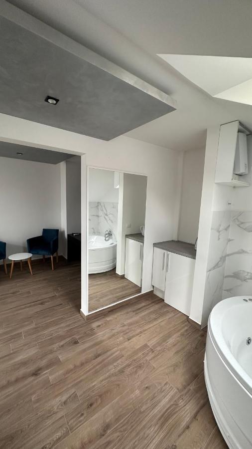 Seti Gorgeous Apartments With Jacuzzi Beograd Ngoại thất bức ảnh